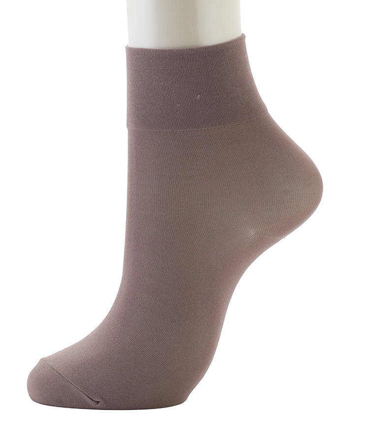 サンドベージュ