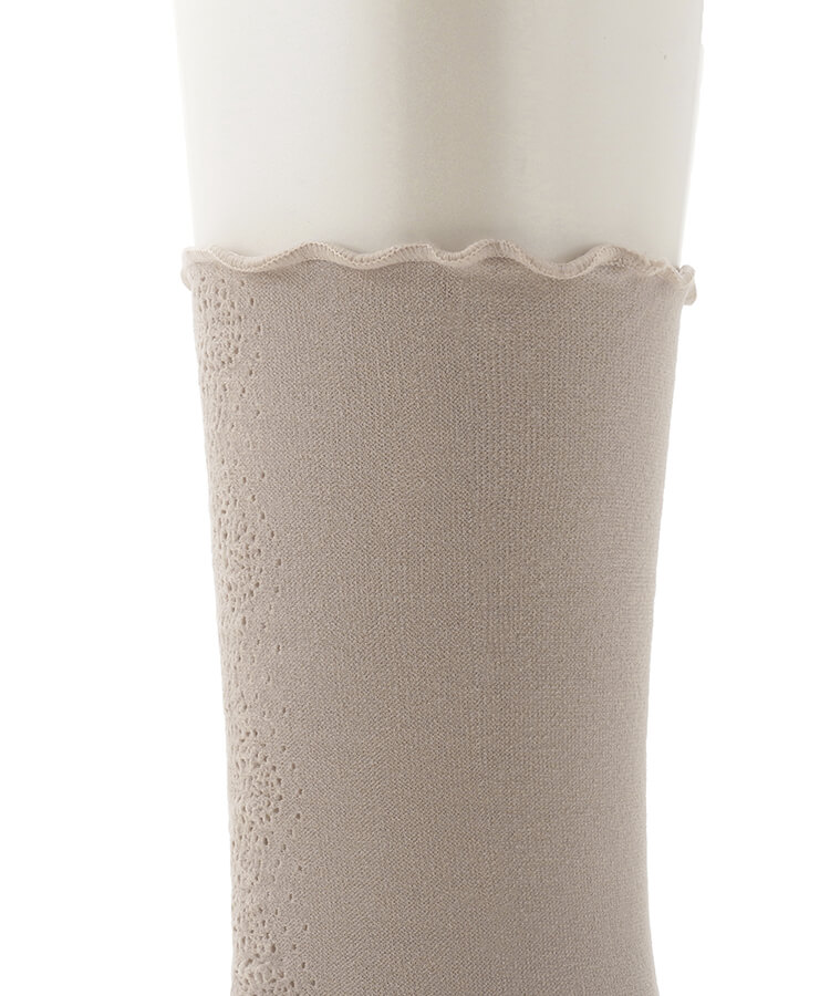 サンドベージュ