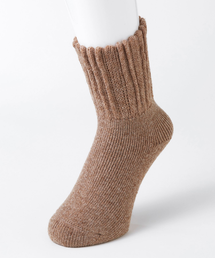 シェードブラウン