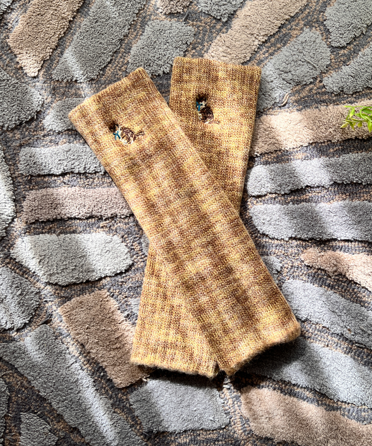 シェードブラウン