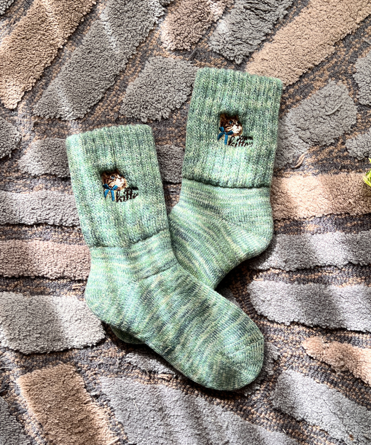 ターコイズグリーン