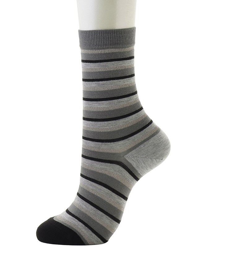 ミディアムグレー