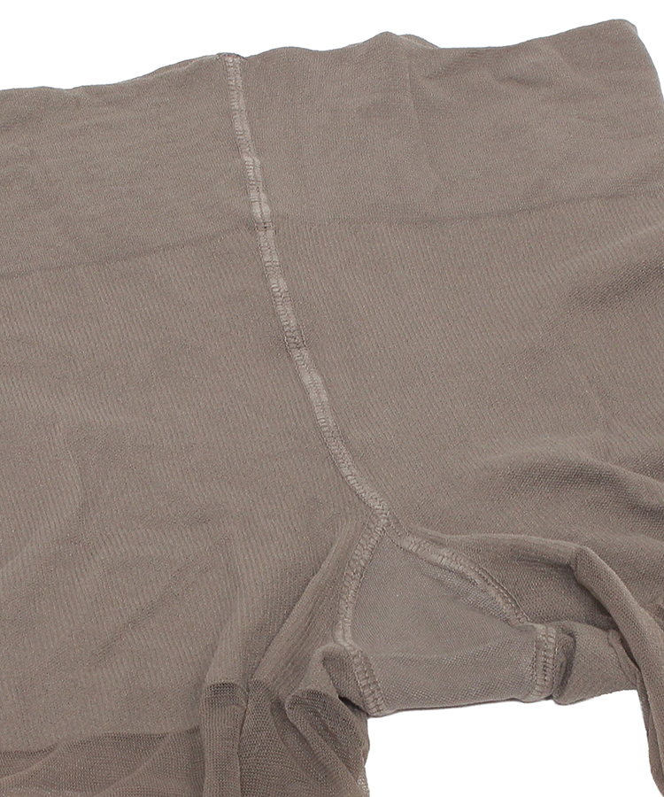 サンドベージュ