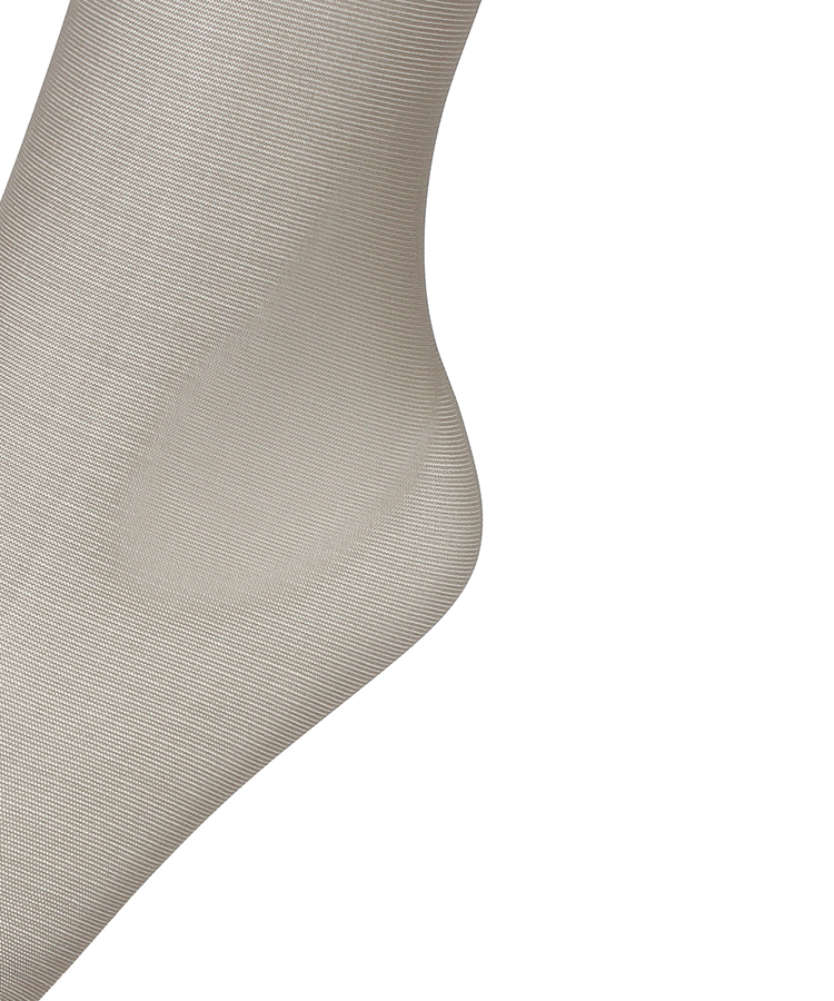 サンドベージュ