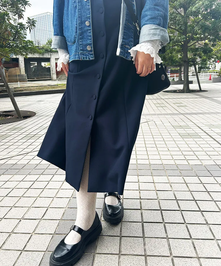 アイボリー