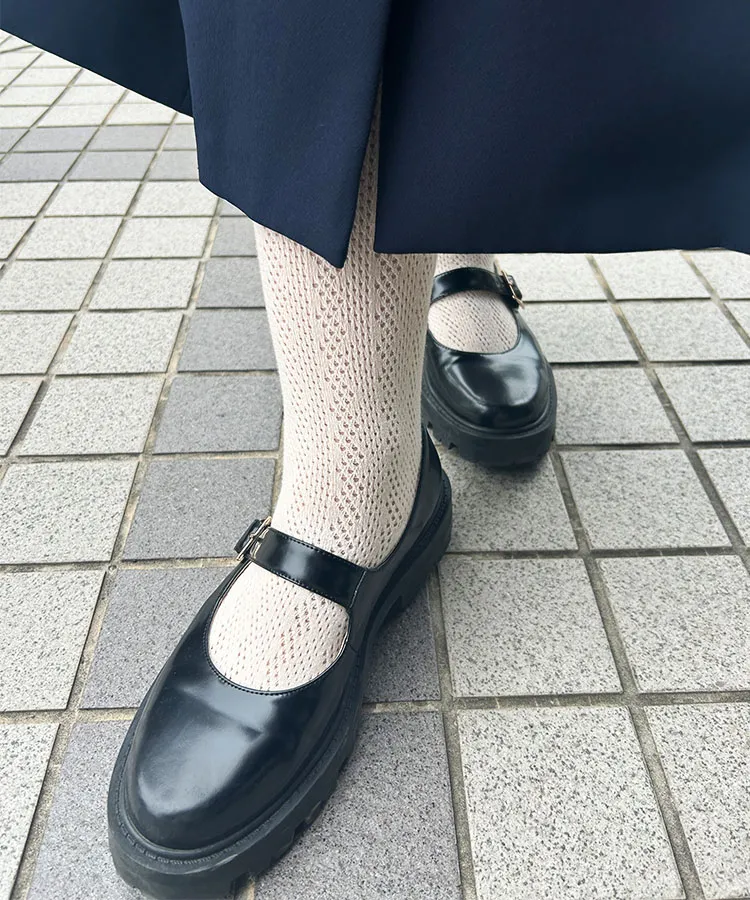 アイボリー
