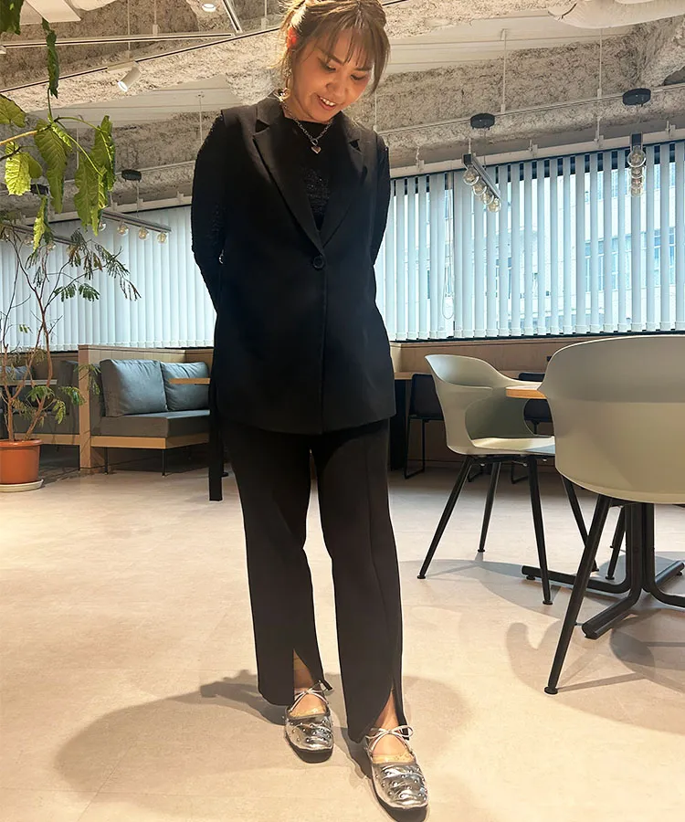 17℃ レディース パンツ モイスチャータッチフロントスリット｜靴下の