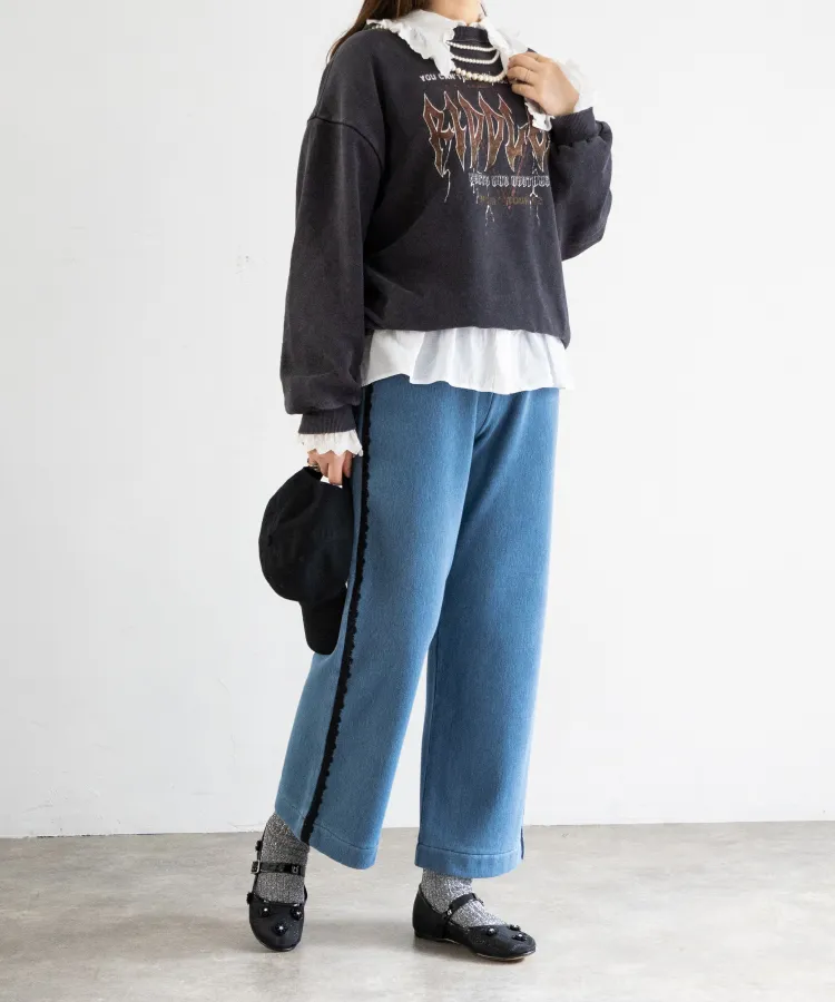 ブルー