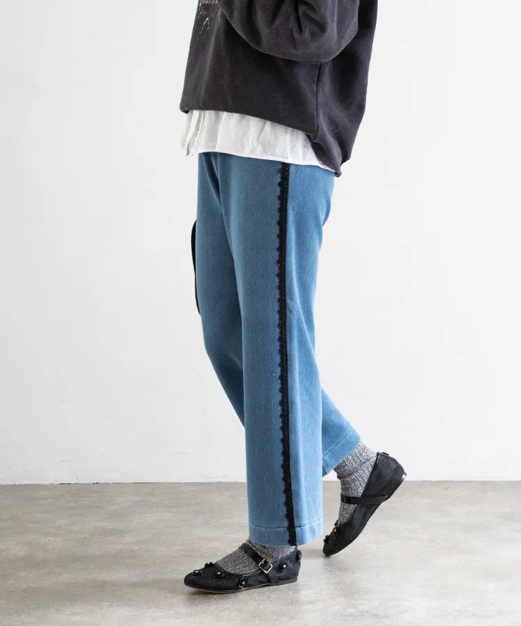 ブルー